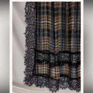Black Chantilly Plaid